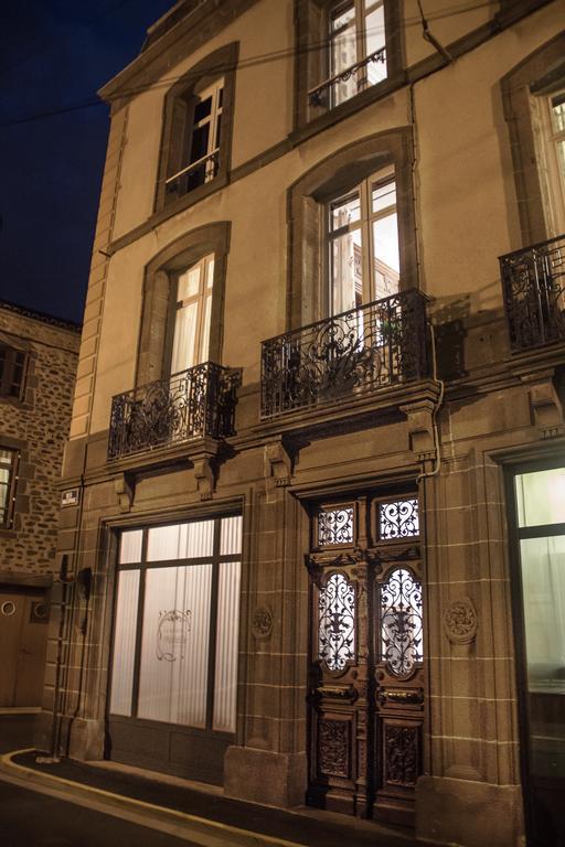 La Maison D'Adelaide Saint-Flour (Cantal) Exterior foto