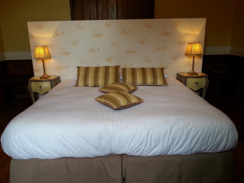 La Maison D'Adelaide Saint-Flour (Cantal) Quarto foto